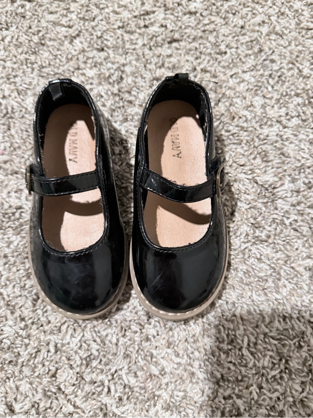 Old Navy Black Patent Mary Jane Toddler Dress Shoes